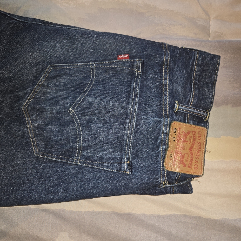 Men's Levi 501 Blue Jeans, Good CONDITION - Picture 4 of 4
